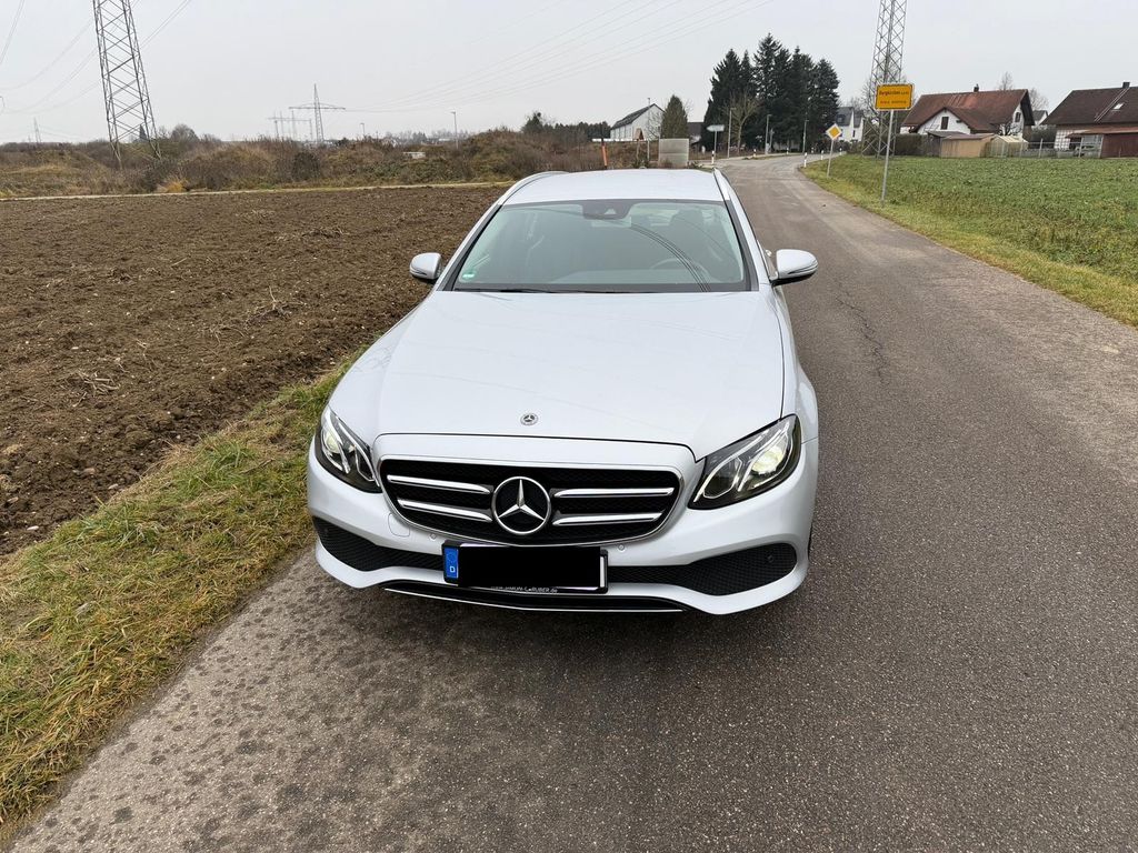 Mercedes-Benz E 220 2020