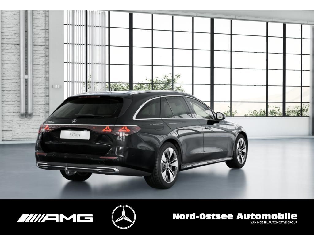 Mercedes-Benz E 300 2025