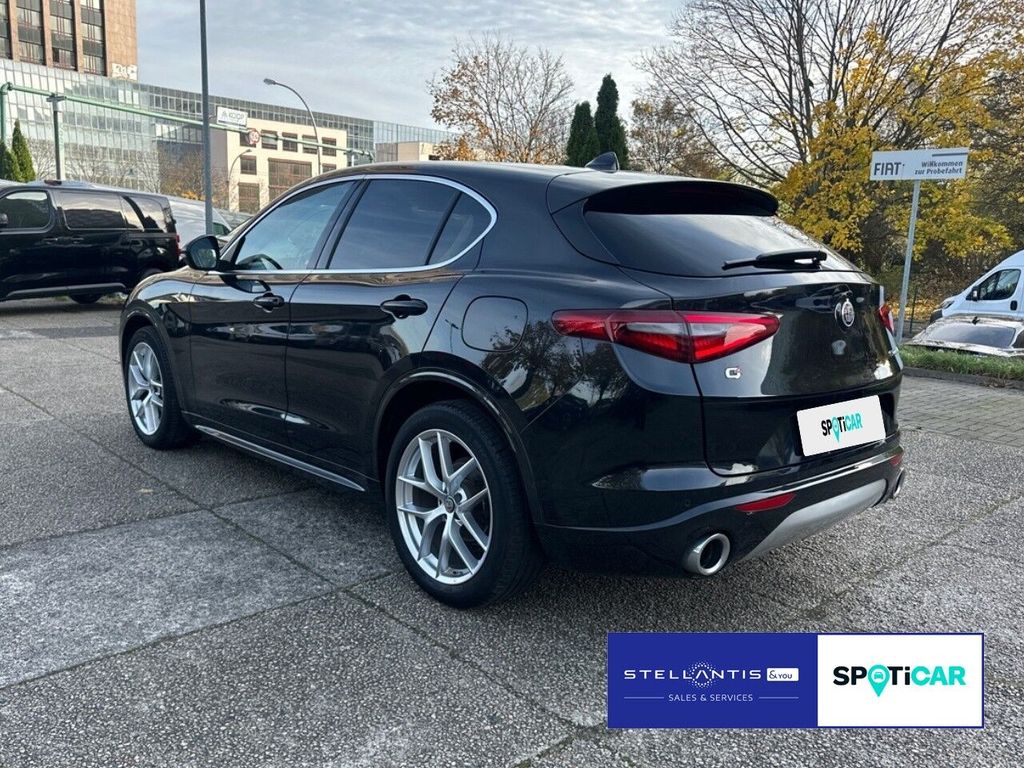 Alfa Romeo Stelvio 2021