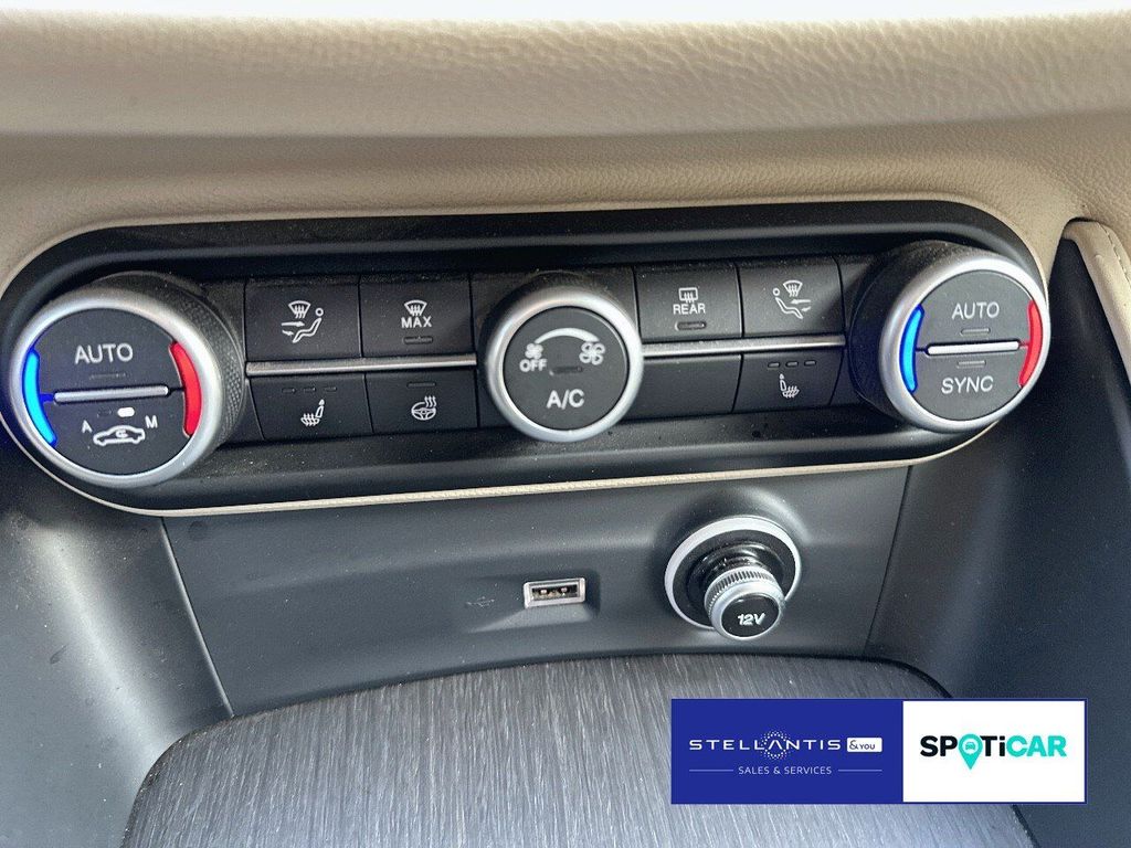 Alfa Romeo Stelvio 2021