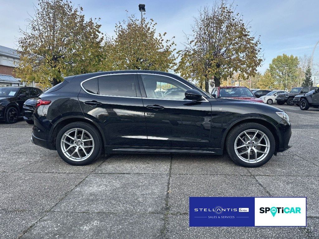 Alfa Romeo Stelvio 2021
