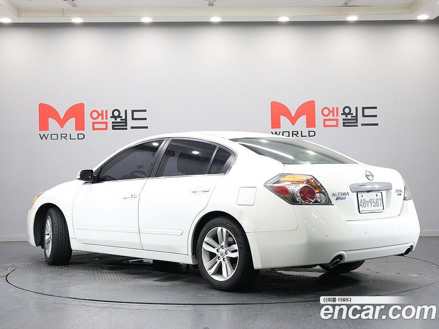 Nissan Altima 2012