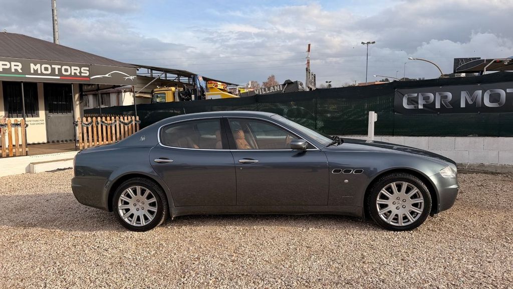Maserati Quattroporte 2006