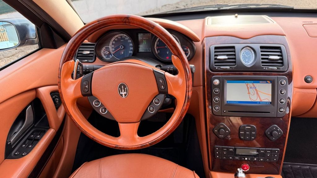 Maserati Quattroporte 2006