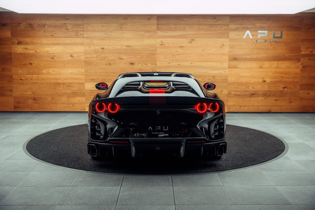 Ferrari 812