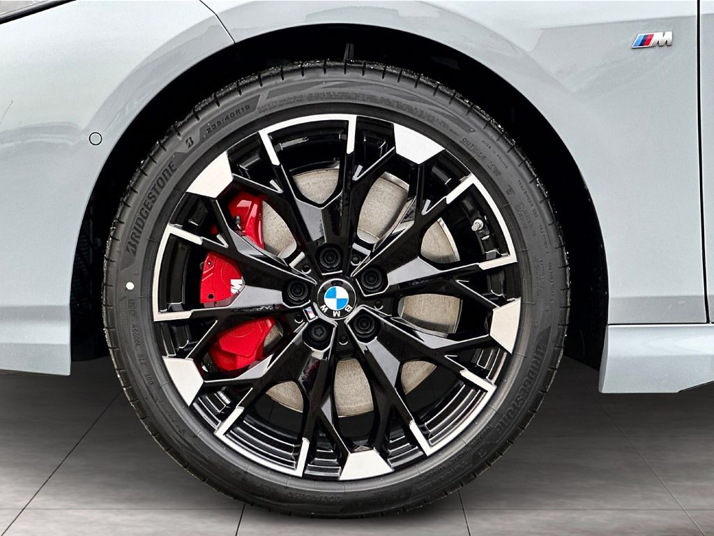 BMW M235 2025