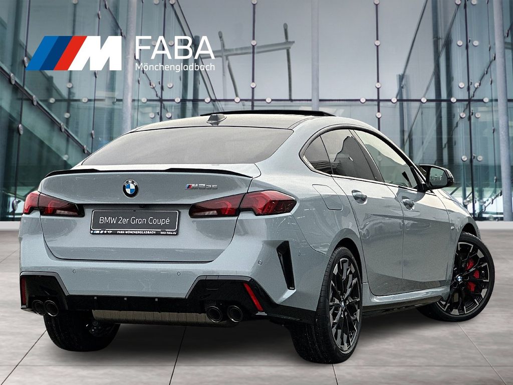 BMW M235 2025