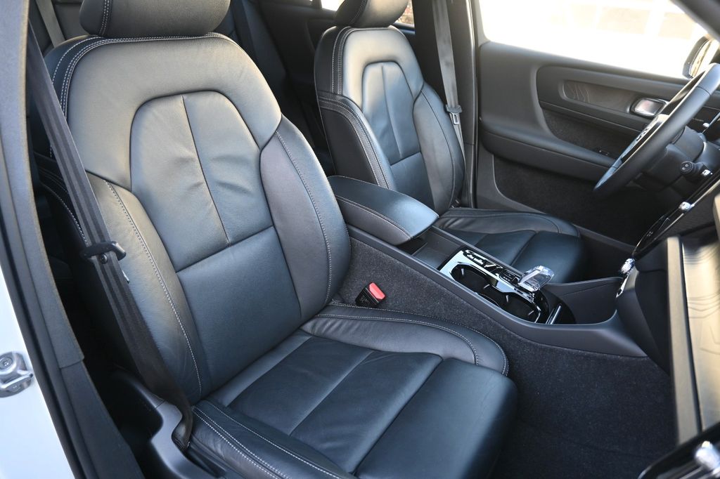 Volvo XC40 2022
