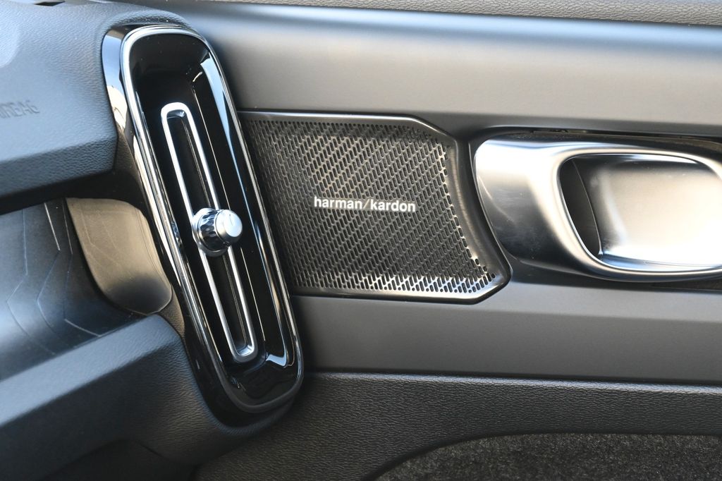 Volvo XC40 2022