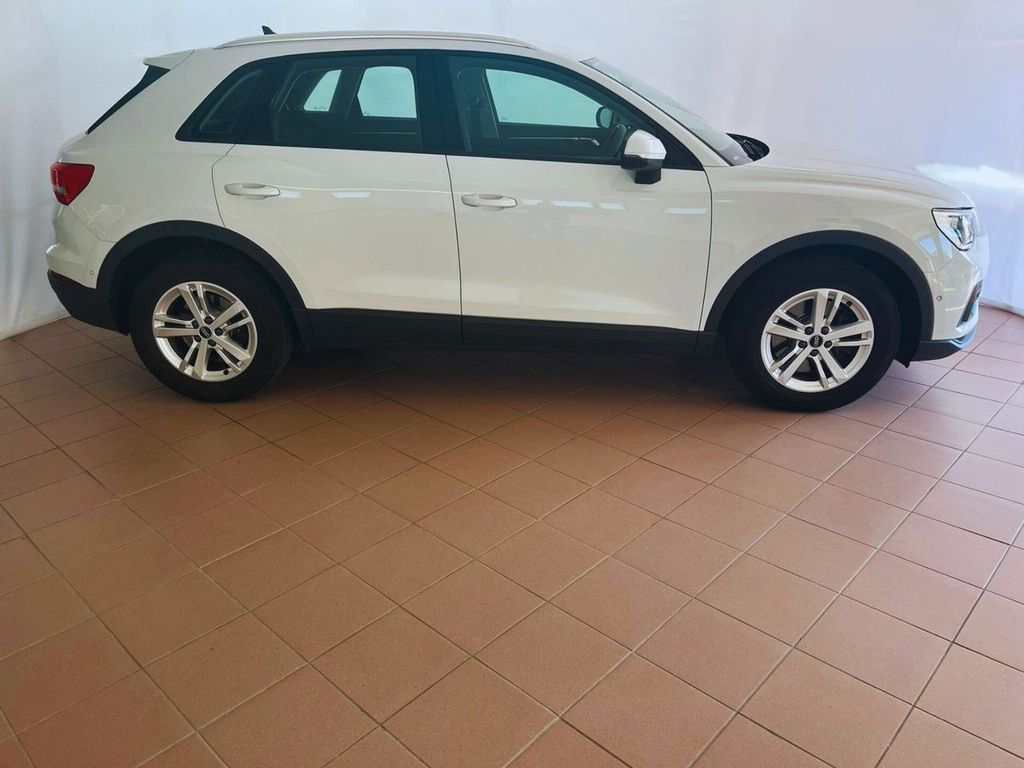 Audi Q3 2021