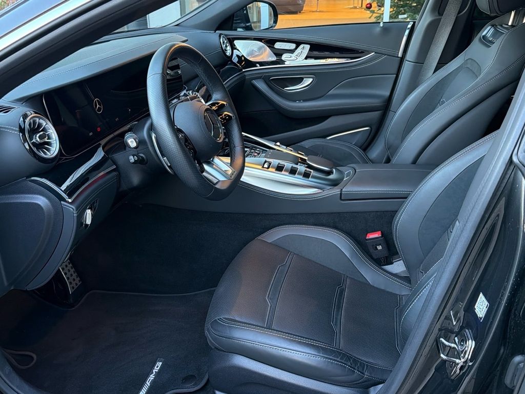 Mercedes-Benz AMG GT 2024
