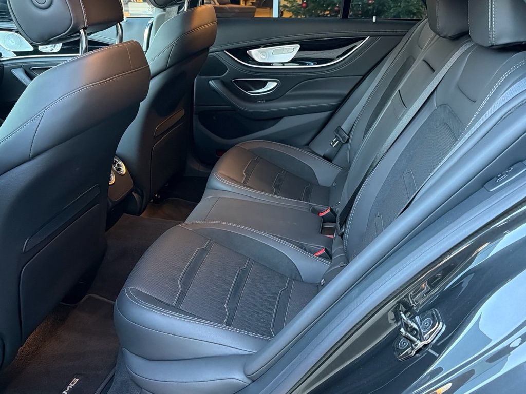 Mercedes-Benz AMG GT 2024