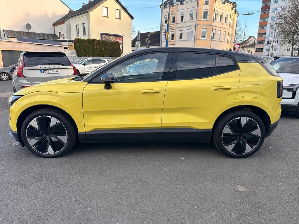 Volvo EX30 2025