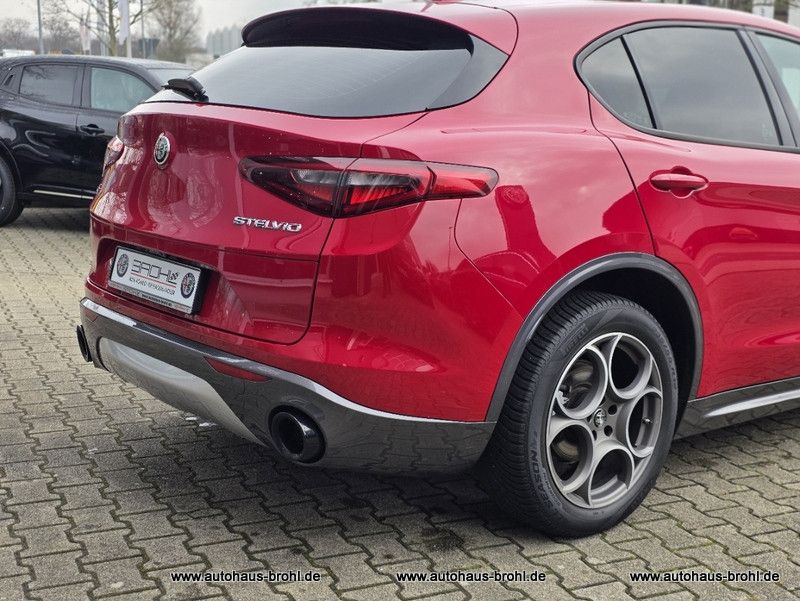 Alfa Romeo Stelvio 2023
