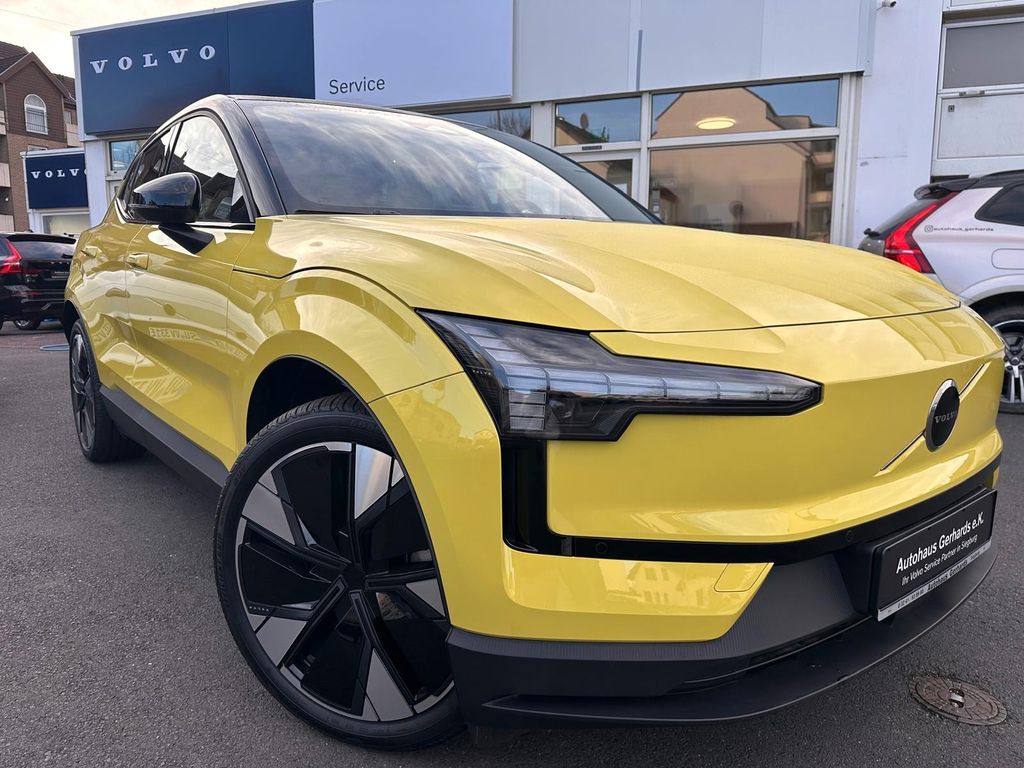 Volvo EX30 2025