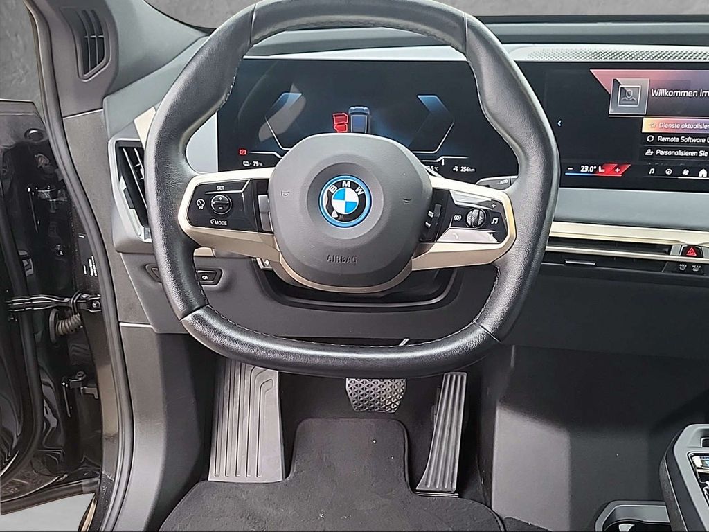 BMW iX 2023