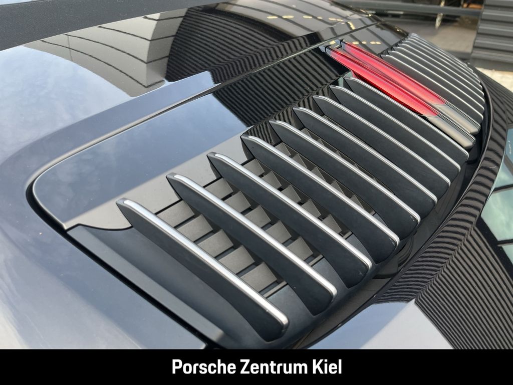 Porsche 992 2019