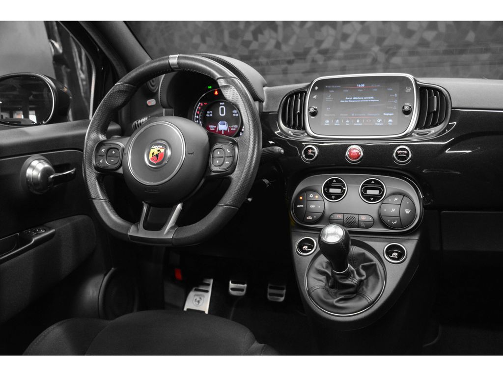 Abarth 595C 2021