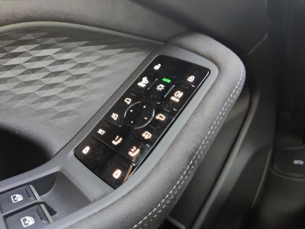 Audi A6 2025