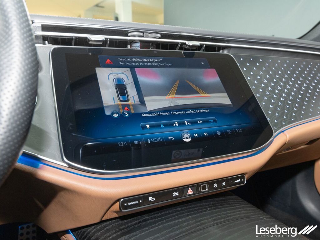 Mercedes-Benz E 220 2025