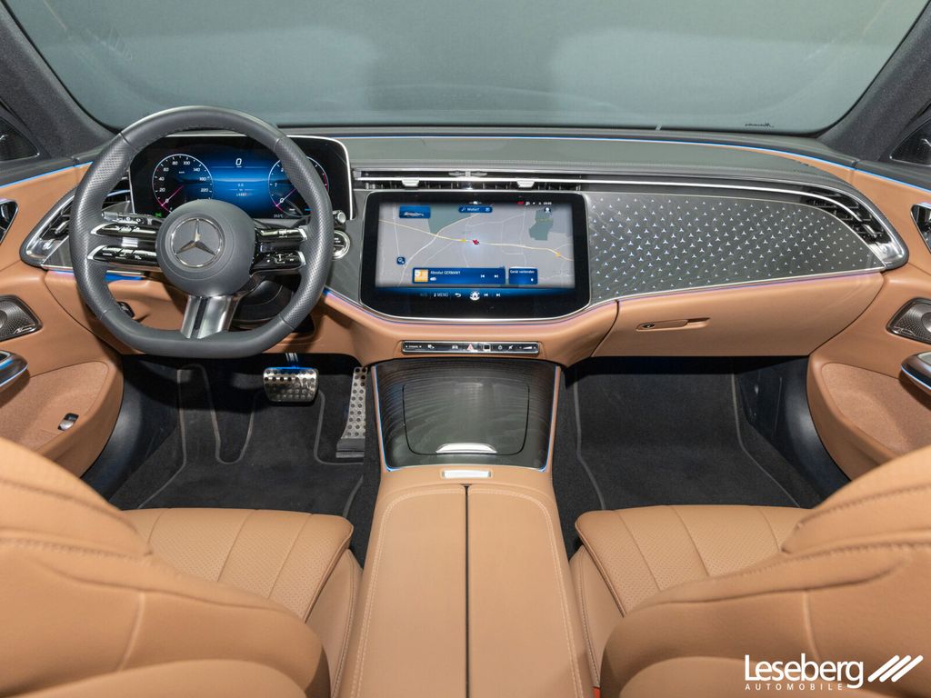 Mercedes-Benz E 220 2025