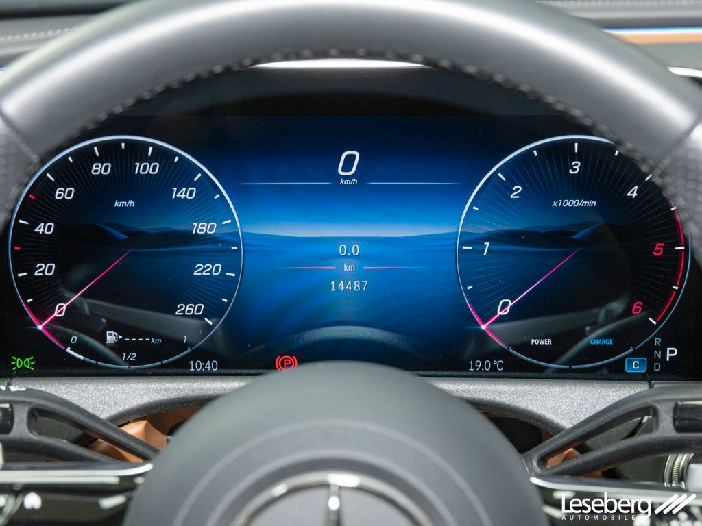 Mercedes-Benz E 220 2025