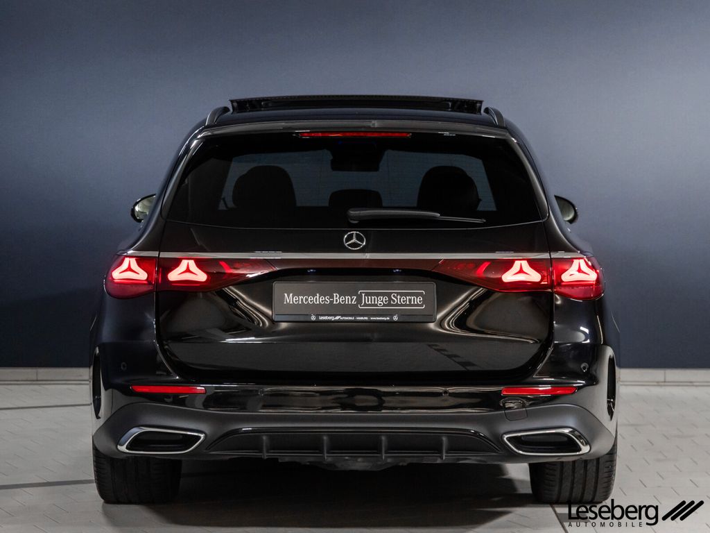 Mercedes-Benz E 220 2025