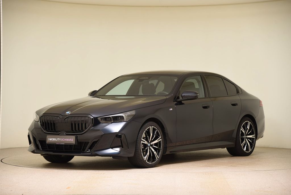 BMW 520 2024