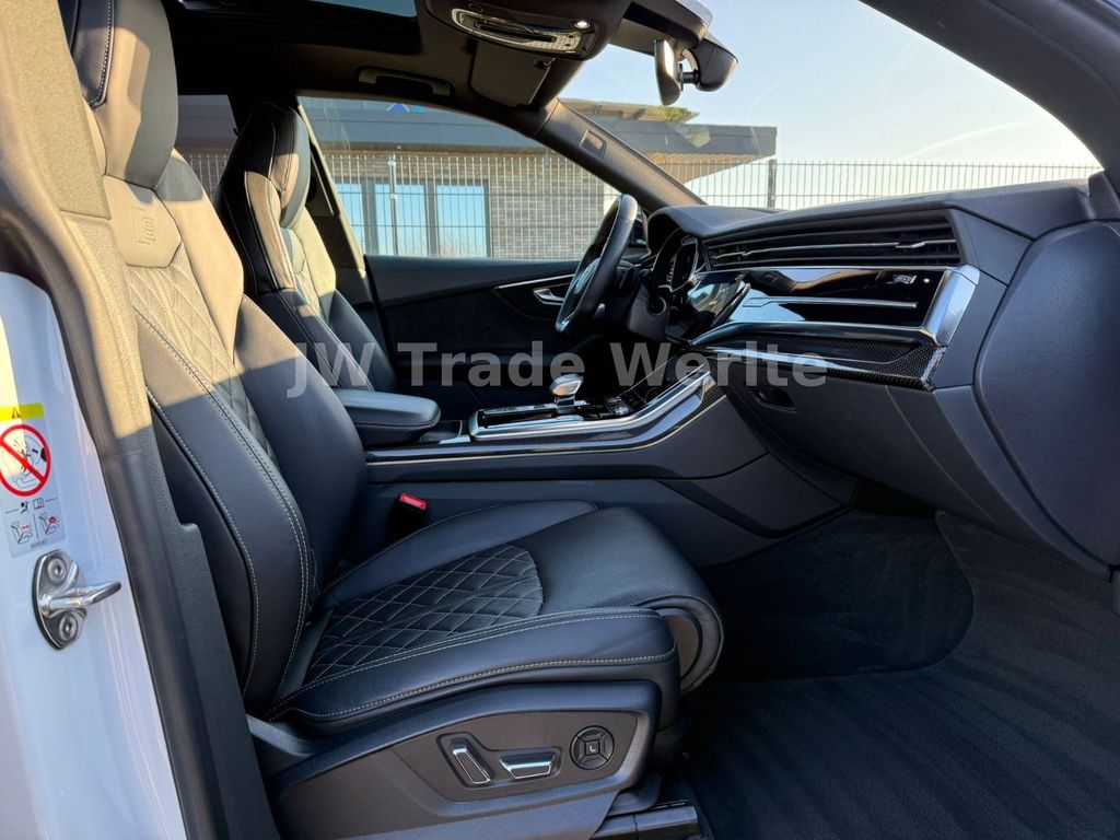 Audi SQ8 2019