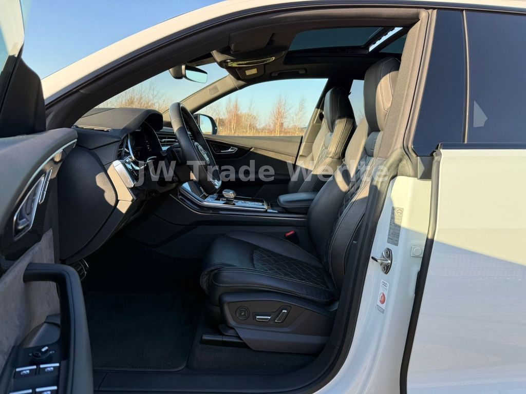 Audi SQ8 2019