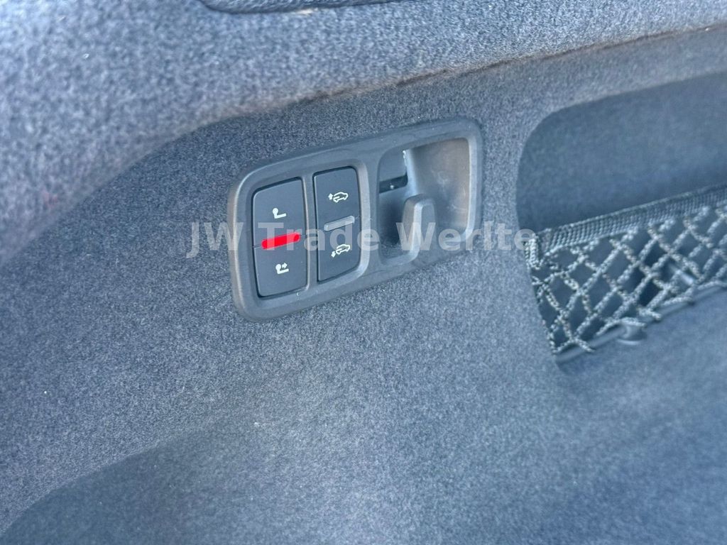 Audi SQ8 2019