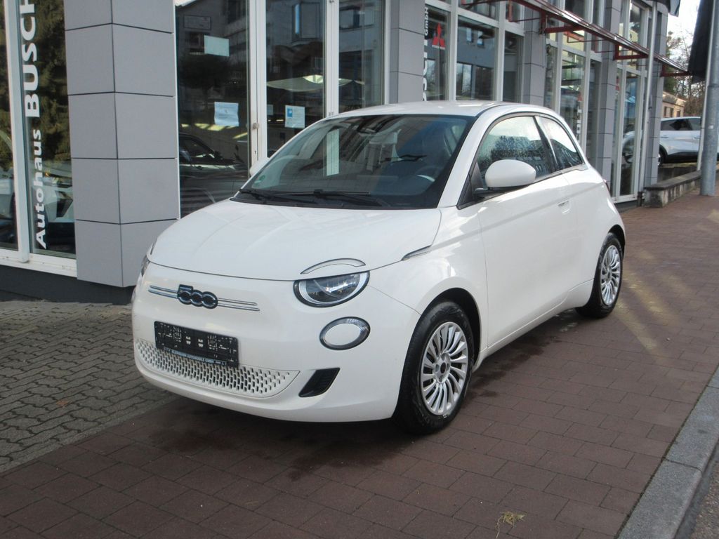 Fiat 500e 2023