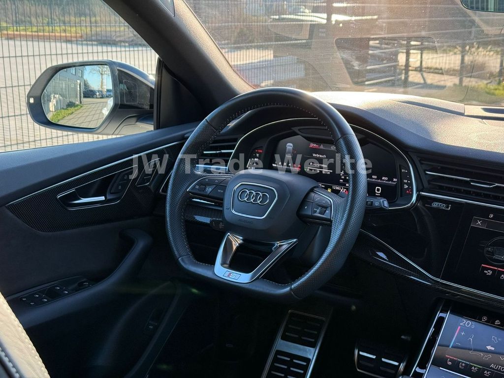 Audi SQ8 2019