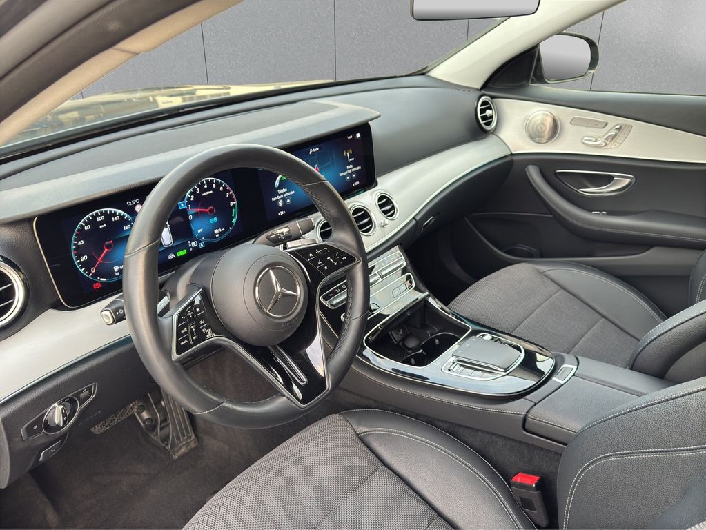 Mercedes-Benz E 300 2021