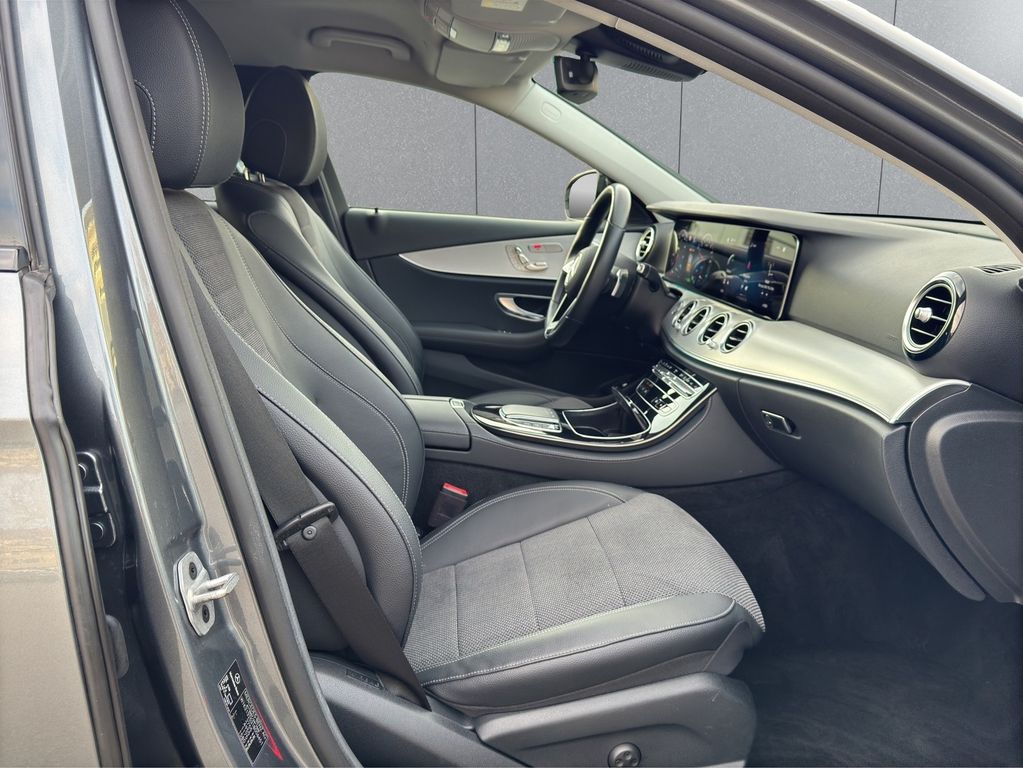 Mercedes-Benz E 300 2021