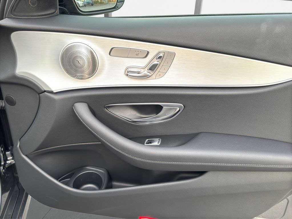 Mercedes-Benz E 300 2021