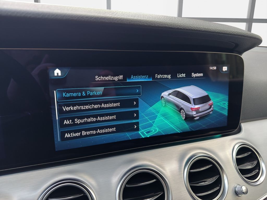 Mercedes-Benz E 300 2021