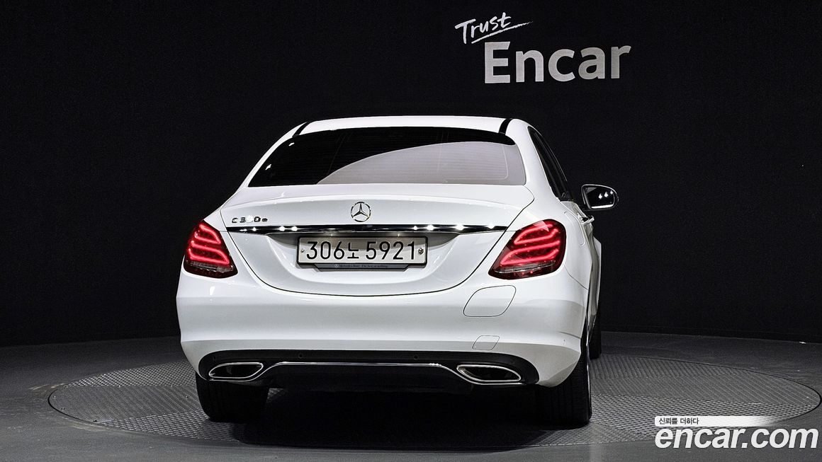 Mercedes-Benz C-Class 2018