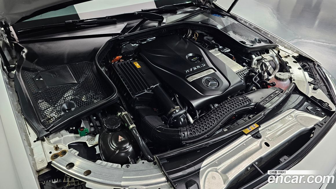 Mercedes-Benz C-Class 2018