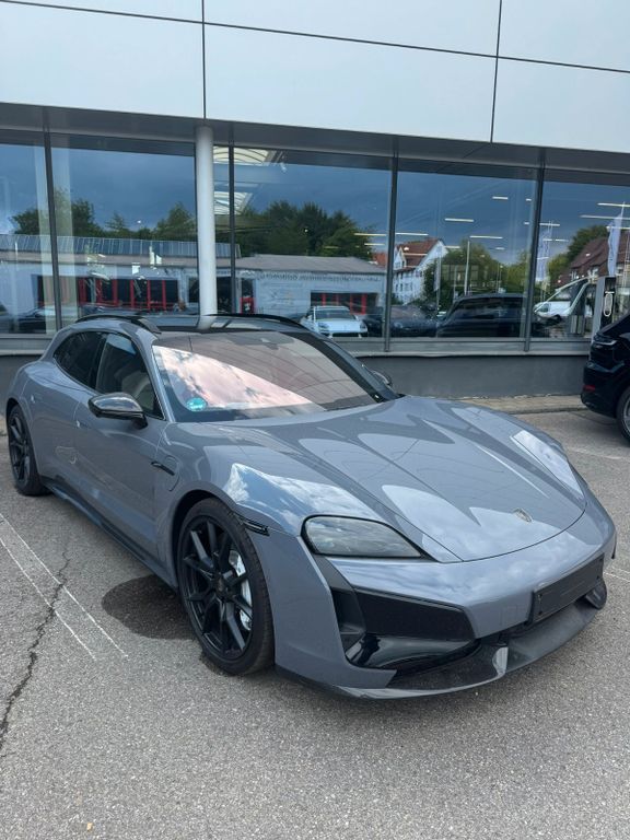 Porsche Taycan 2024