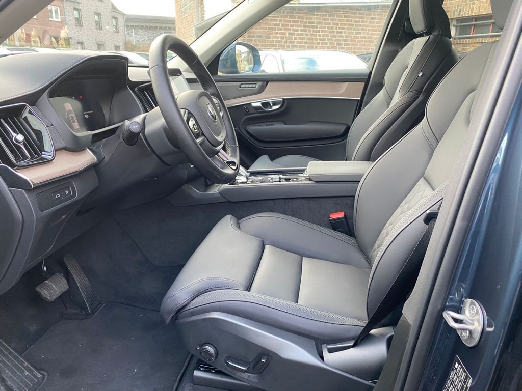 Volvo XC90 2025