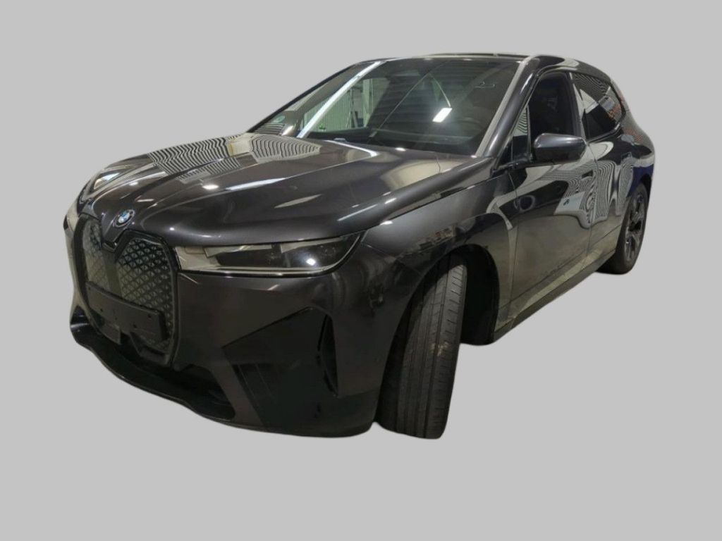 BMW iX 2023