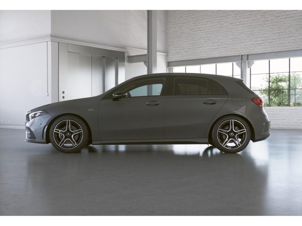 Mercedes-Benz A 180 2022