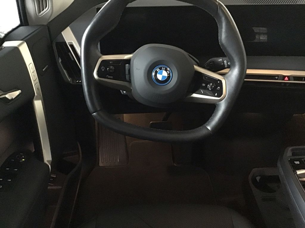 BMW iX 2024