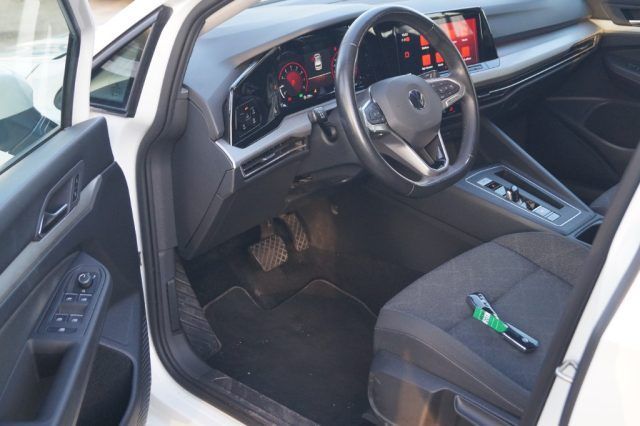Volkswagen Golf 2021