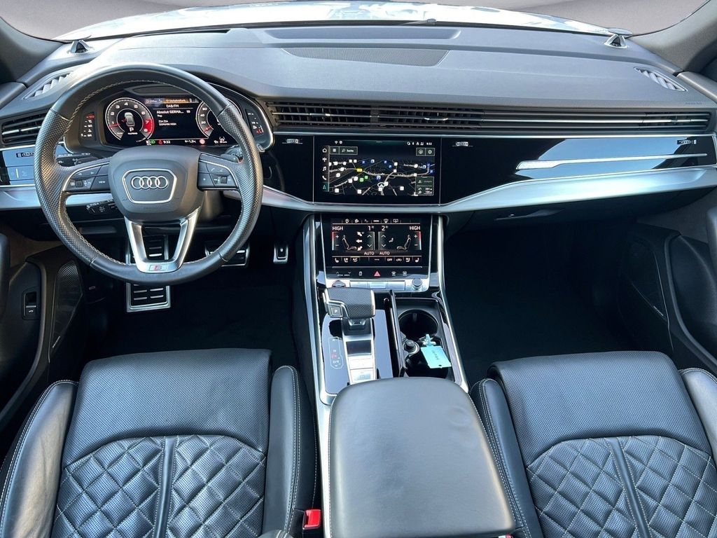 Audi SQ8 2021