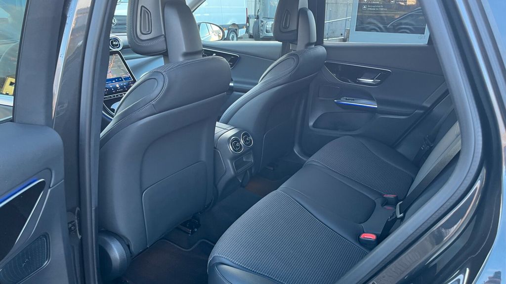 Mercedes-Benz GLC 300 2024