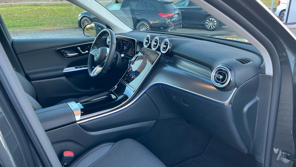 Mercedes-Benz GLC 300 2024