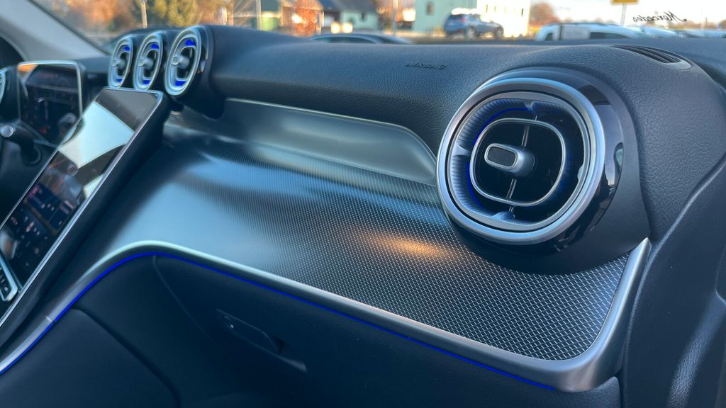 Mercedes-Benz GLC 300 2024