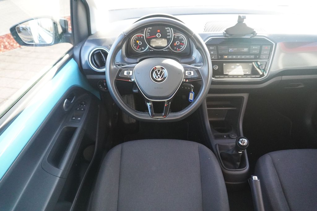 Volkswagen up! 2022